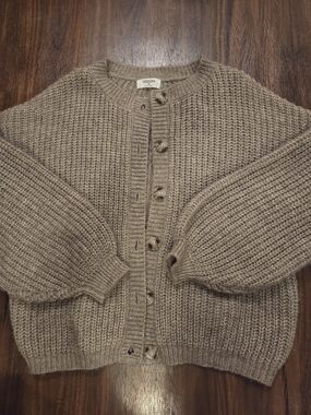 Zenana Outfitters Taupe Chunky Knit Button-Front Sweater